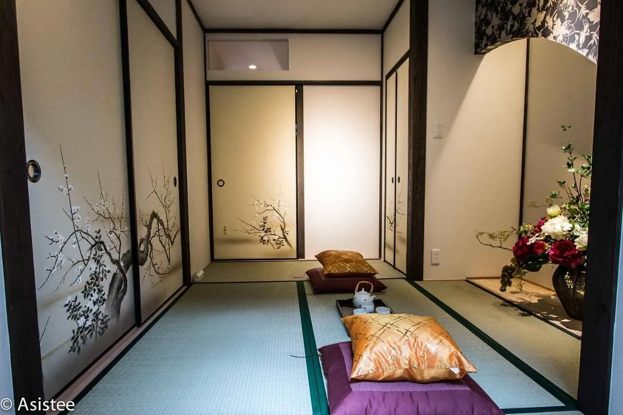 Holiday home Umenotoan Kiyomizu-Gojo Villa Kyoto Japan